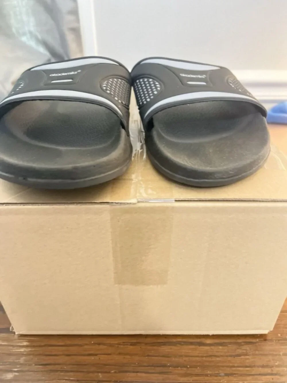 Akademiks Men's Slides Sandals Sz 13 Gray Black Comfort Footbed Athletic Logo